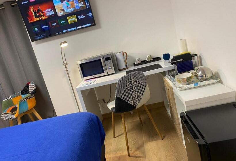 Номер Стандарт, Chambre D Hôtes Indépendante De Pouzatel Proche Bonaguil