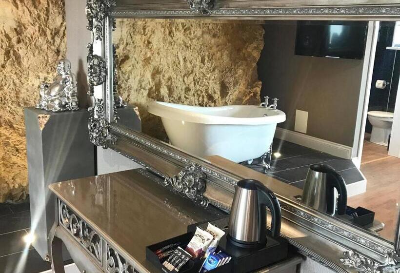 Номер Deluxe, The Grotto