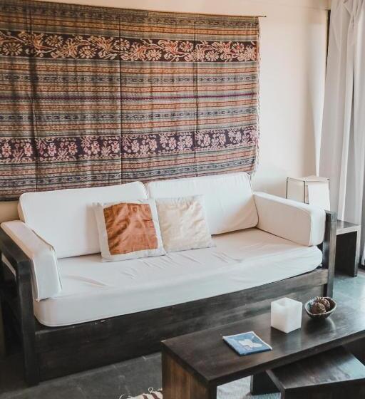 Quarto superior, Posada Azul Marino