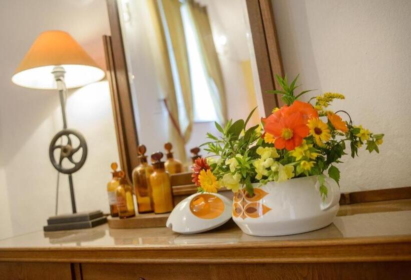 Дом 2 Спальни, Maison Le Village   Maison D’hôtes