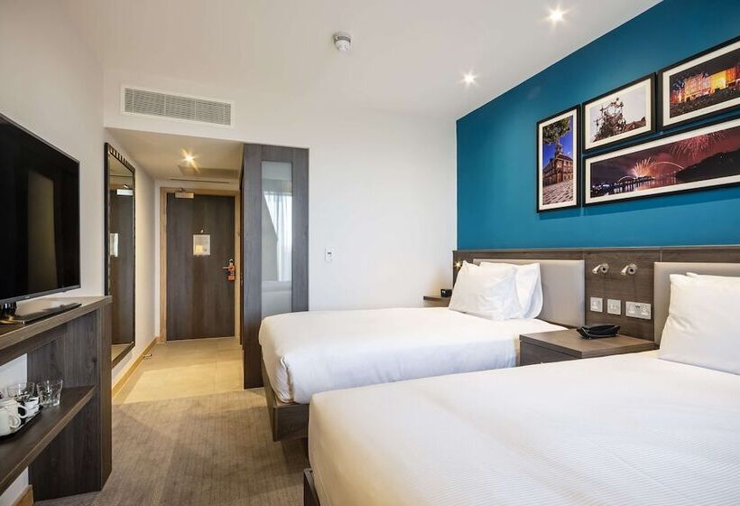 Номер Стандарт, Hampton By Hilton Stockton On Tees