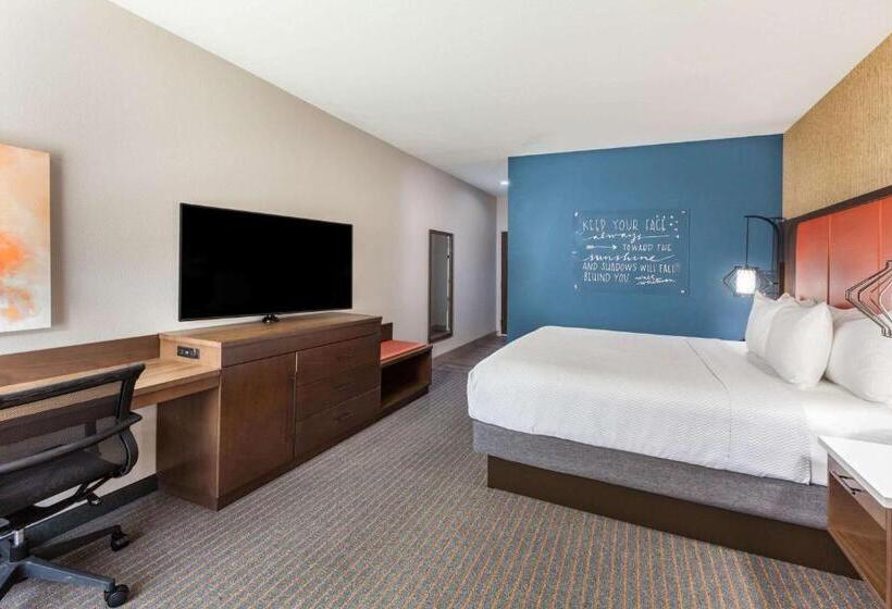 חדר סטנדרט עם מיטת קינג, La Quinta By Wyndham Houston East At Sheldon Rd
