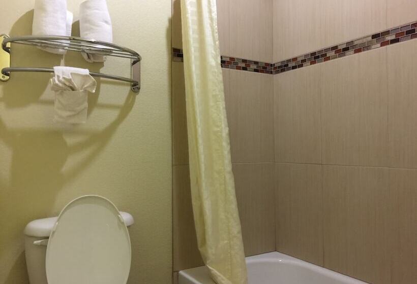 Номер Стандарт 2 Двуспальные Кровати, Pearsall Inn And Suites