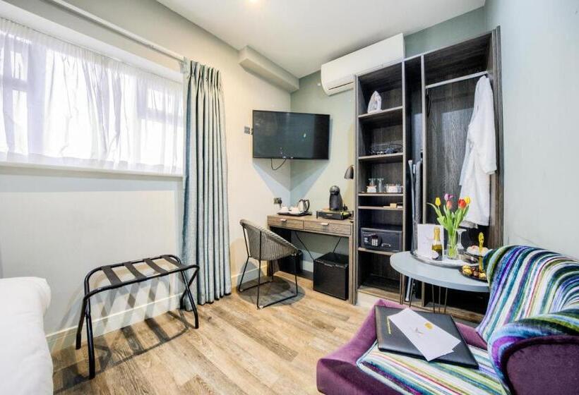 Номер Стандарт, Villare Leicester City Centre