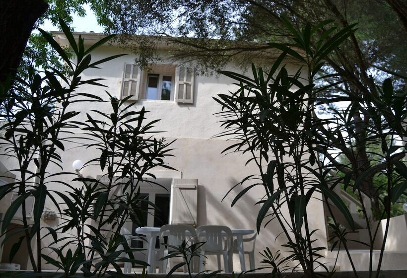침실 3개 빌라, Balanea   Campsite