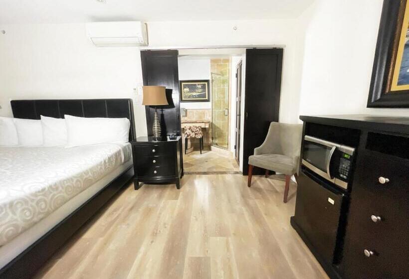 Стандартный Номер Кровать Кинг, Catalina Courtyard Suites