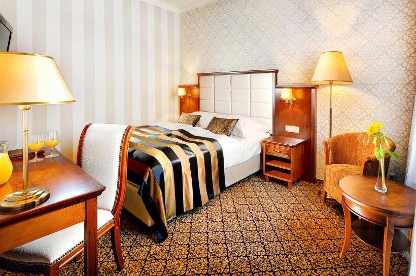 Классический Номер с Видом, Grand Hotel Praha