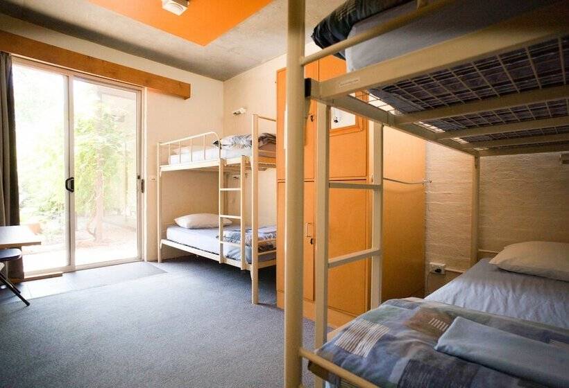 Кровать в Многоместном Номере с Общей Ванной, Yha Grampians Eco, Halls Gap