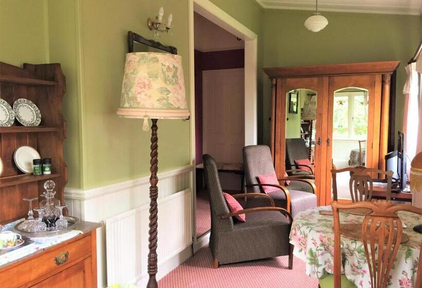 バスタブ付きスーペリアールーム, Kurrara Historic Guest House