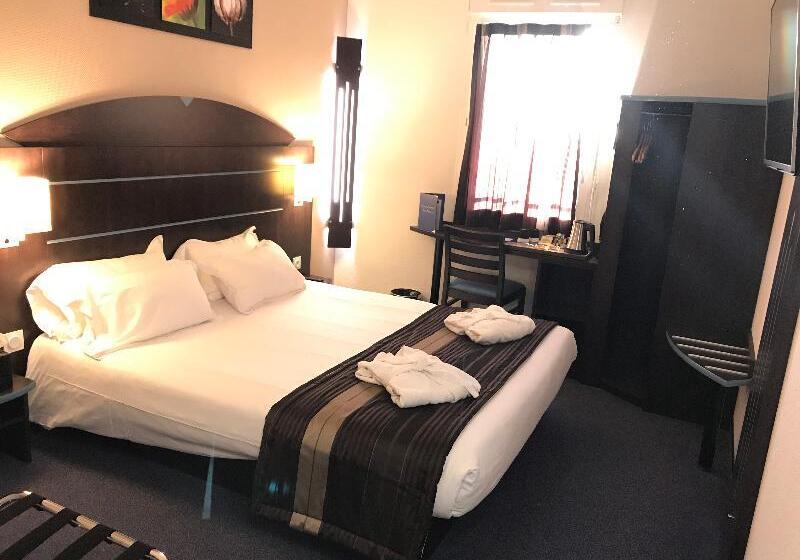 Номер Стандарт, Maxhotel Amsterdam Airport Schiphol   Recently Renovated