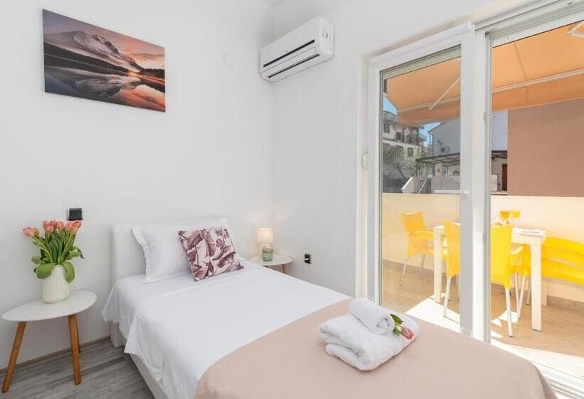 Triple Room Sea View, Aldino Rooms