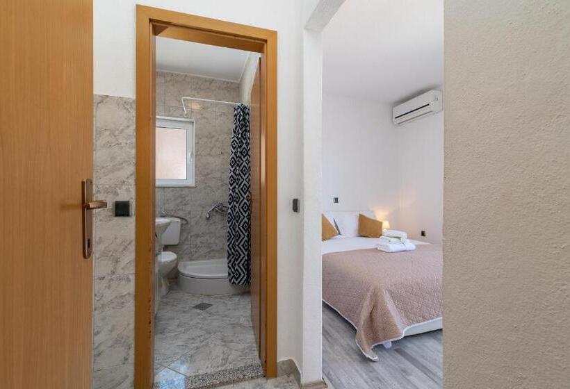 اتاق استاندارد با چشمانداز دریا, Aldino Rooms