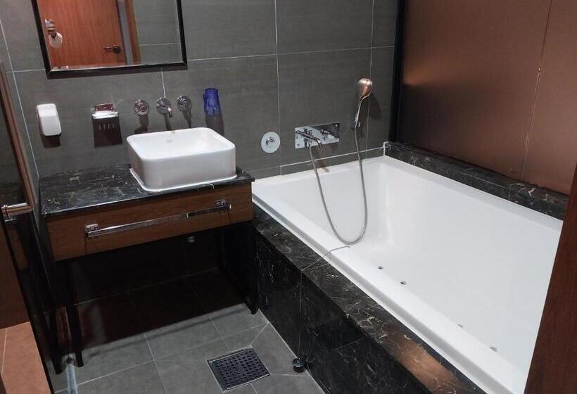 Номер Стандарт с Гидромассажем, Brown Dot Hotel Busan Station