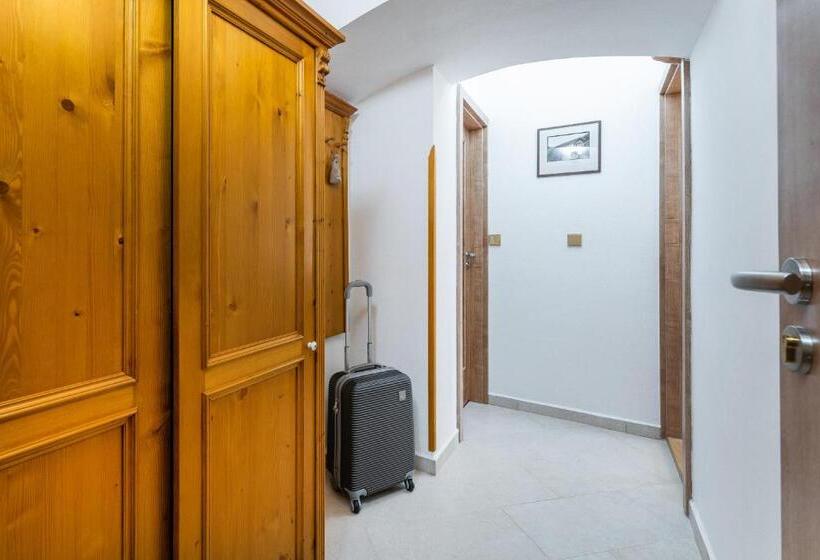 Comfort room with view, Pension Happy Superior