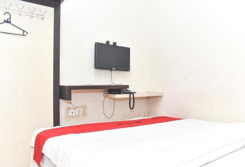 Номер Deluxe, Reddoorz Near Universitas Muhammadiyah Makassar
