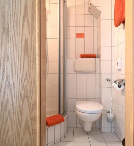 Номер Стандарт, Haus überland