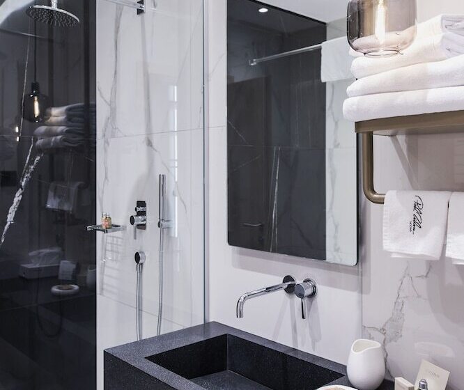 スーペリアールーム, Pod Zidom Rooms