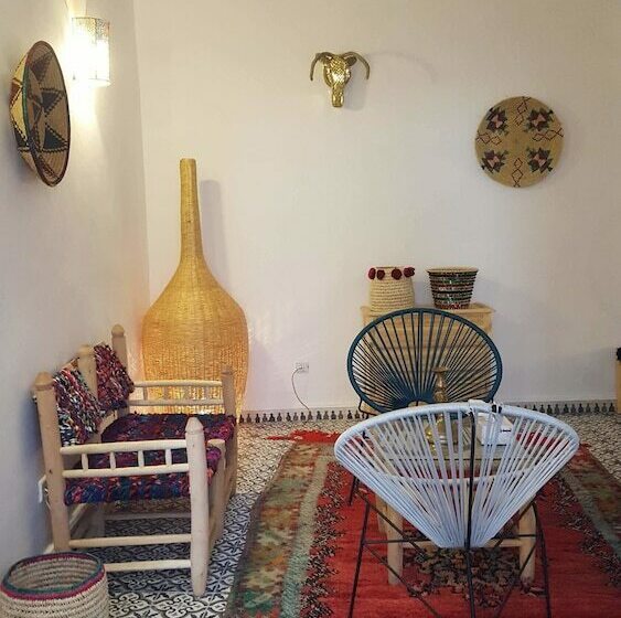 اتاق استاندارد, Art Riad Au Bord De La Mer