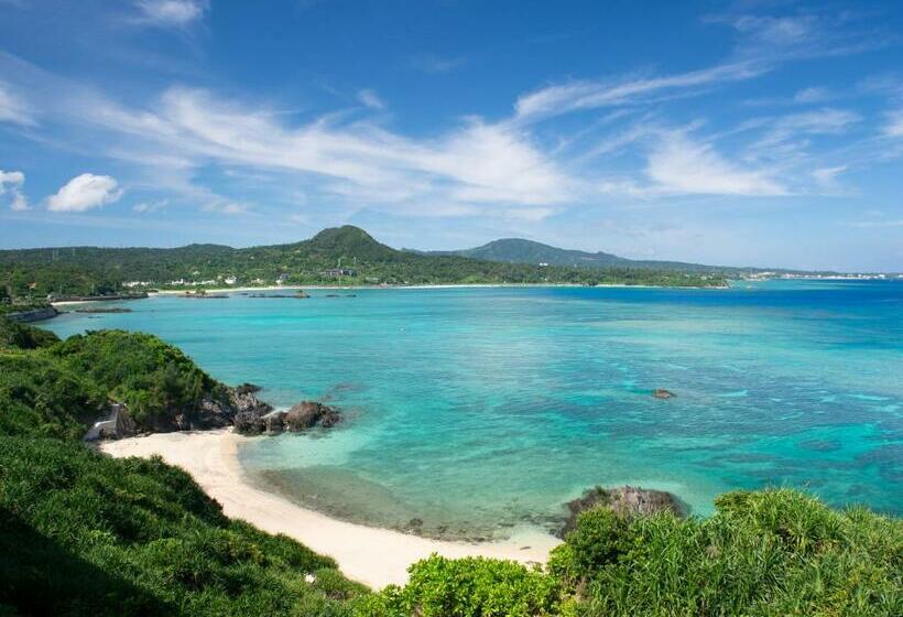اتاق پریمیوم سه تخته, Halekulani Okinawa