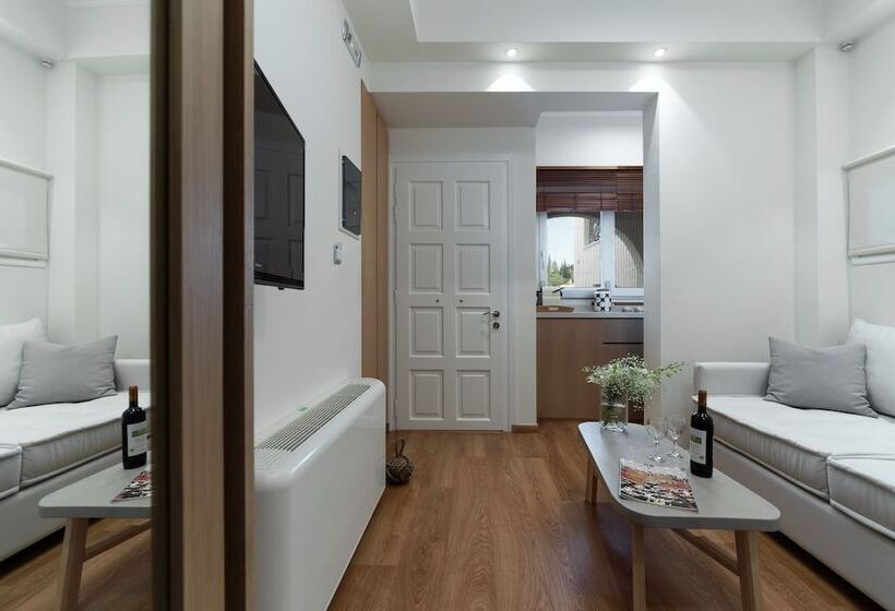 Полулюкс, Porto Vecchio Luxury Suites