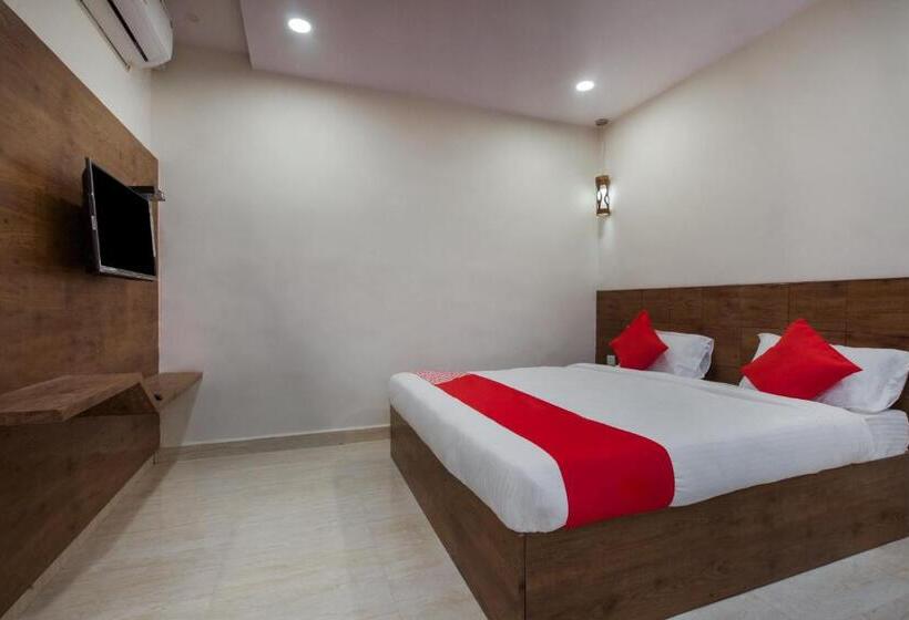 三人经典房间, Super Hotel O Holiday Rani Gunj Opp Punjab National Bank