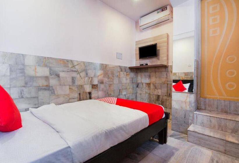 三人经典房间, Super Hotel O Holiday Rani Gunj Opp Punjab National Bank