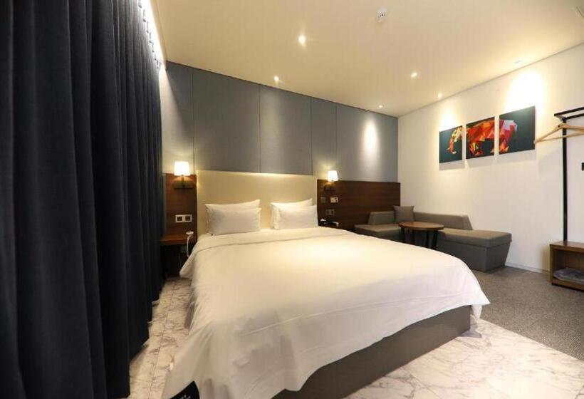 Deluxe Suite Sea View, Brooks Business