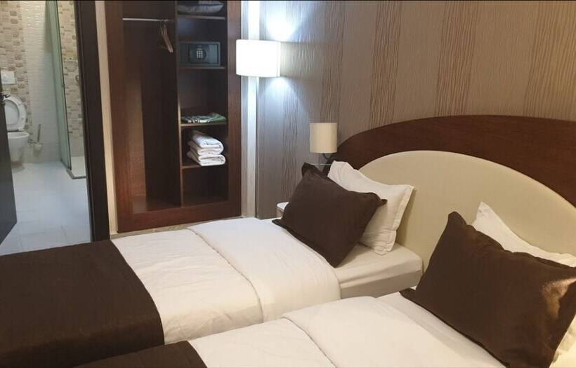 Номер Стандарт Трехместный, Hôtel Rue D Or