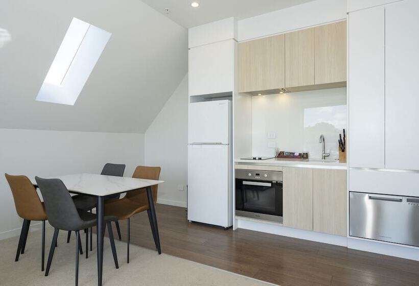 デラックススイート, The Edgerley Suites