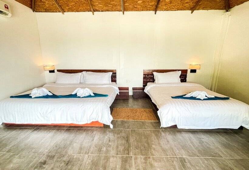 سوییت خانوادگی, Long Beach Resort Koh Rong