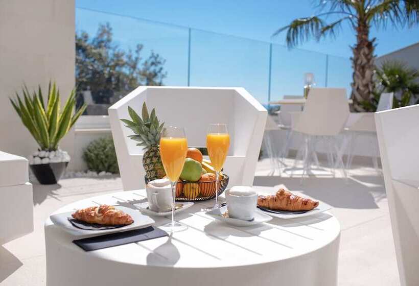 سوئیت خانواده 2 خوابه, Posh Residence Luxury Suites