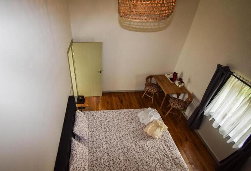 家庭小型套房, B&b De Bloesem