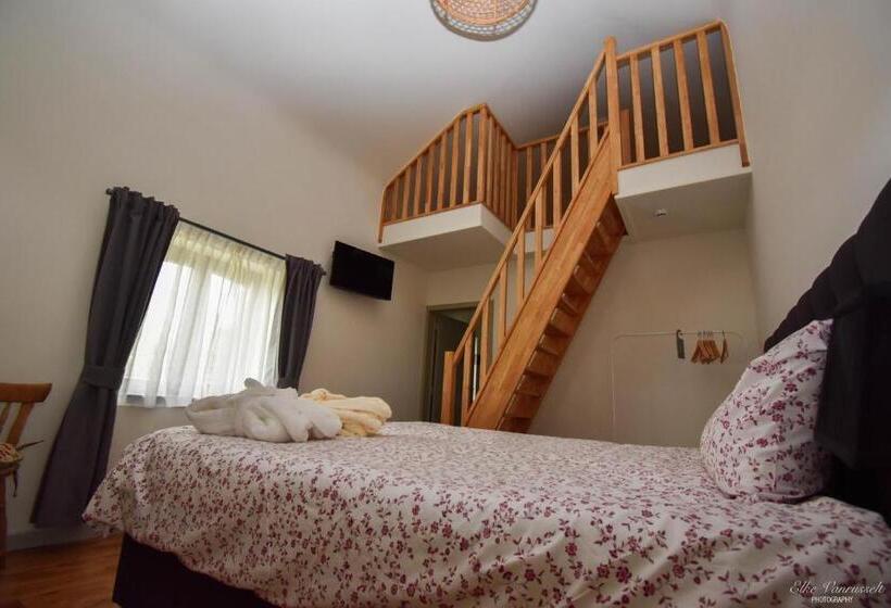 家庭小型套房, B&b De Bloesem