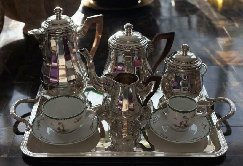 اتاق استاندارد با چشم‌انداز باغ, Villa Tiffany