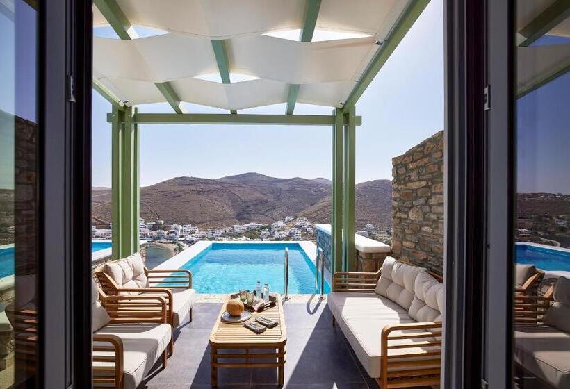套房配有游泳池, Emgard Suites Kythnos