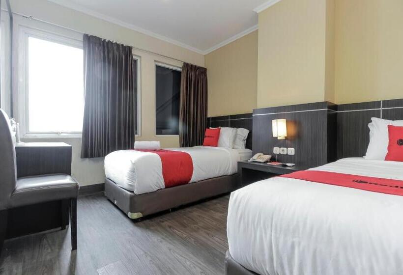 Номер Стандарт, Reddoorz Plus @ Thamrin