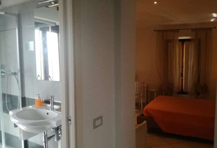 اتاق استاندارد, Camollia Suites