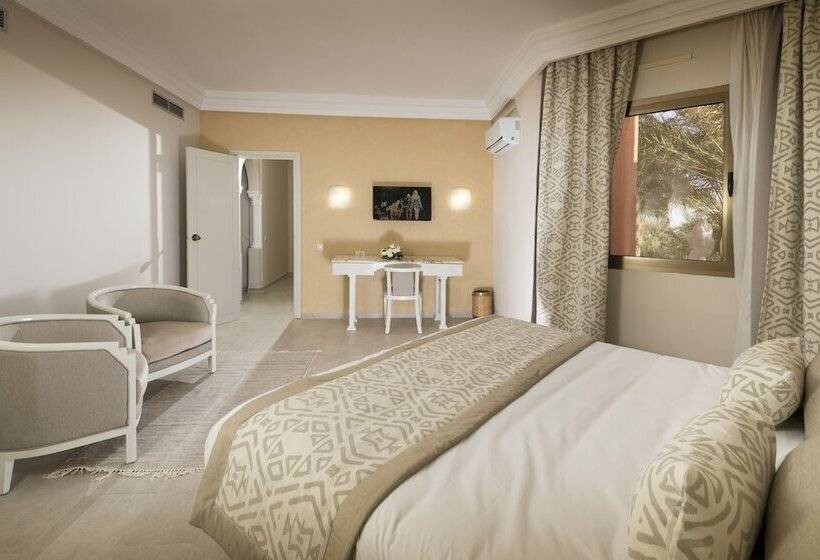 Номер Стандарт Трехместный, Palm Beach Palace Tozeur