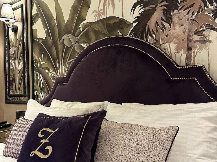اتاق استاندارد سه نفره, The New Hotel Zeybek