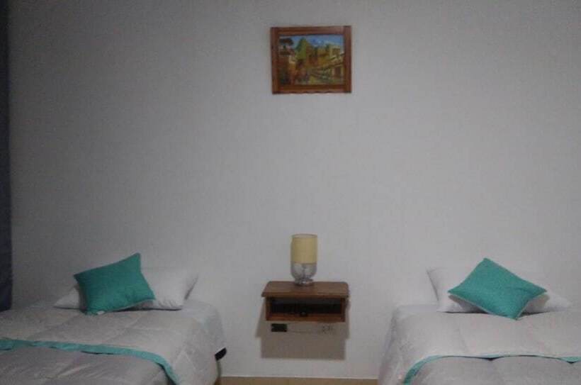 Номер Стандарт, Samuel's House
