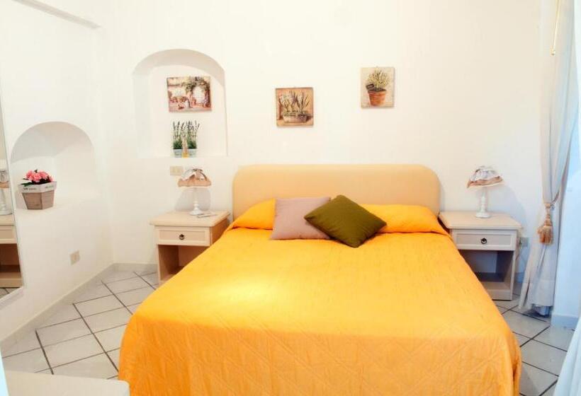 اتاق استاندارد, Mimi B&b