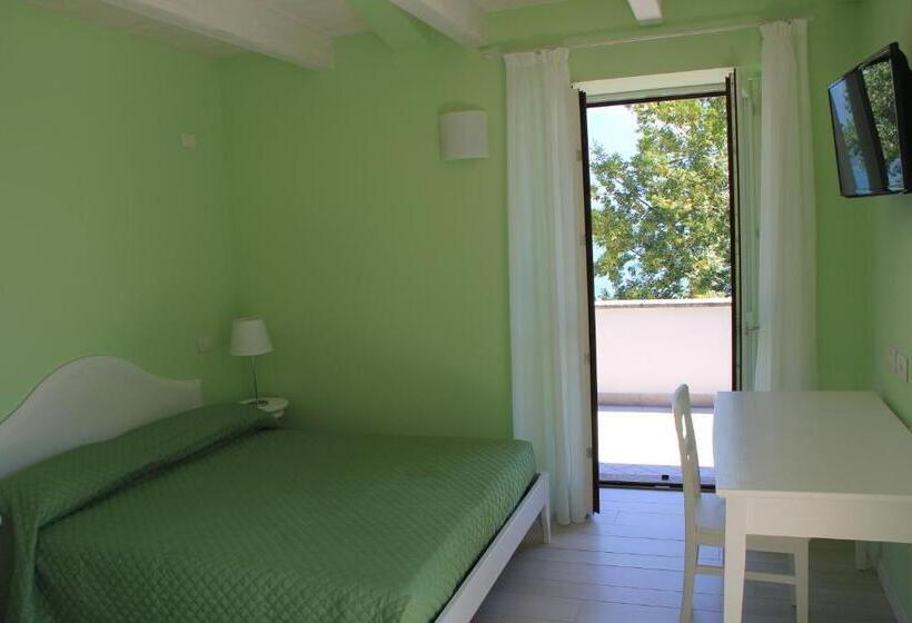 Номер Стандарт, Villa Carolina