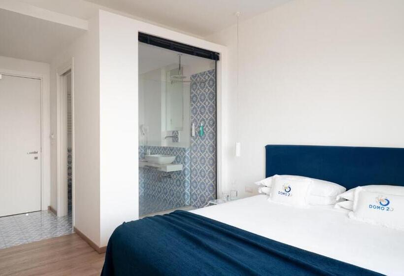 اتاق لوکس با چشم‌انداز دریا, Domo 20 Hotel & Rooftop