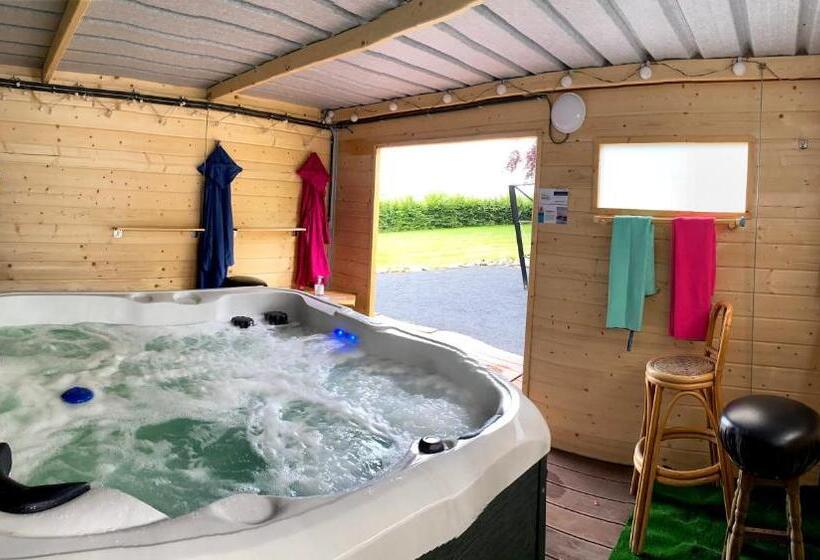 Номер Стандарт с Гидромассажем, Le Chateau De Frankie Spas Saunas