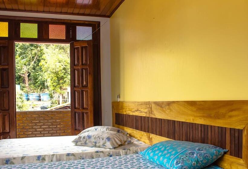 غرفة قياسية ثلاثية, Pousada Morro Bello