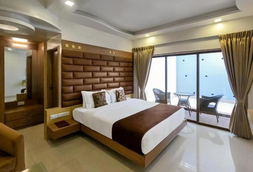 Номер Superior, Sterling Panchgani