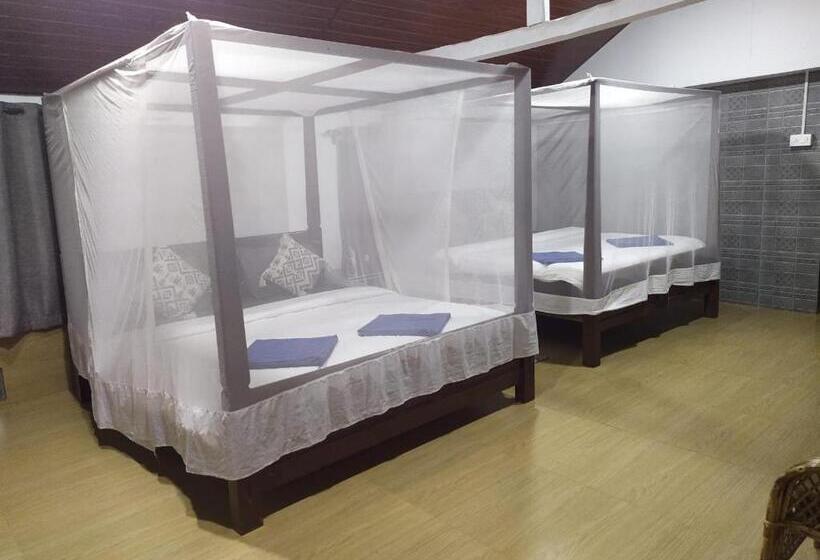 豪华家庭房间, Palm Trees Ayurvedic Heritage