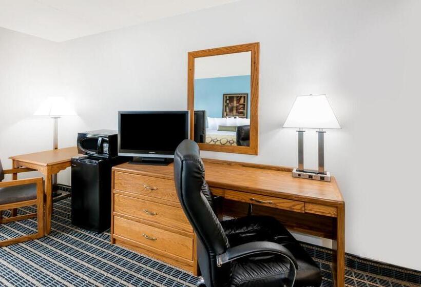 Стандартный Номер Кровать Кинг, Baymont By Wyndham Marshalltown