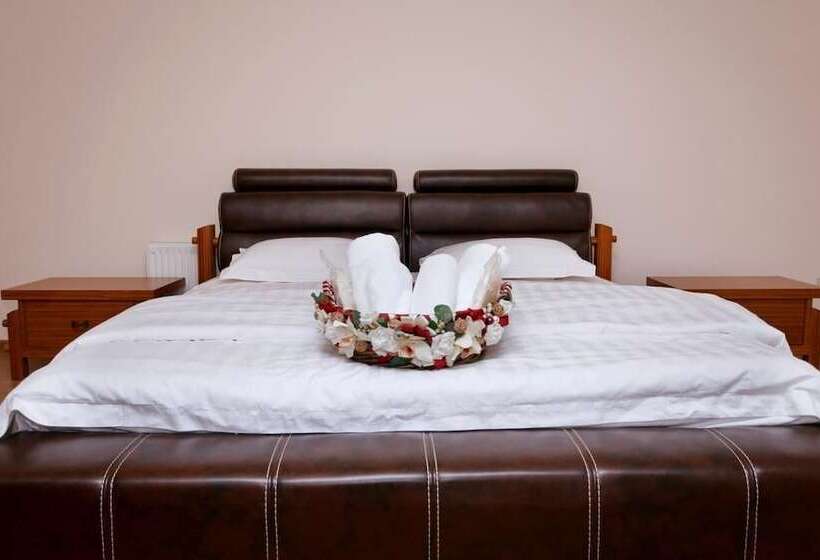 Трехместный Номер Deluxe, Dasn Hall Domodedovo