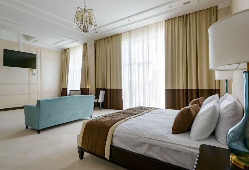 سوئیت 2 خوابه, Azimut Hotel Kyzyl